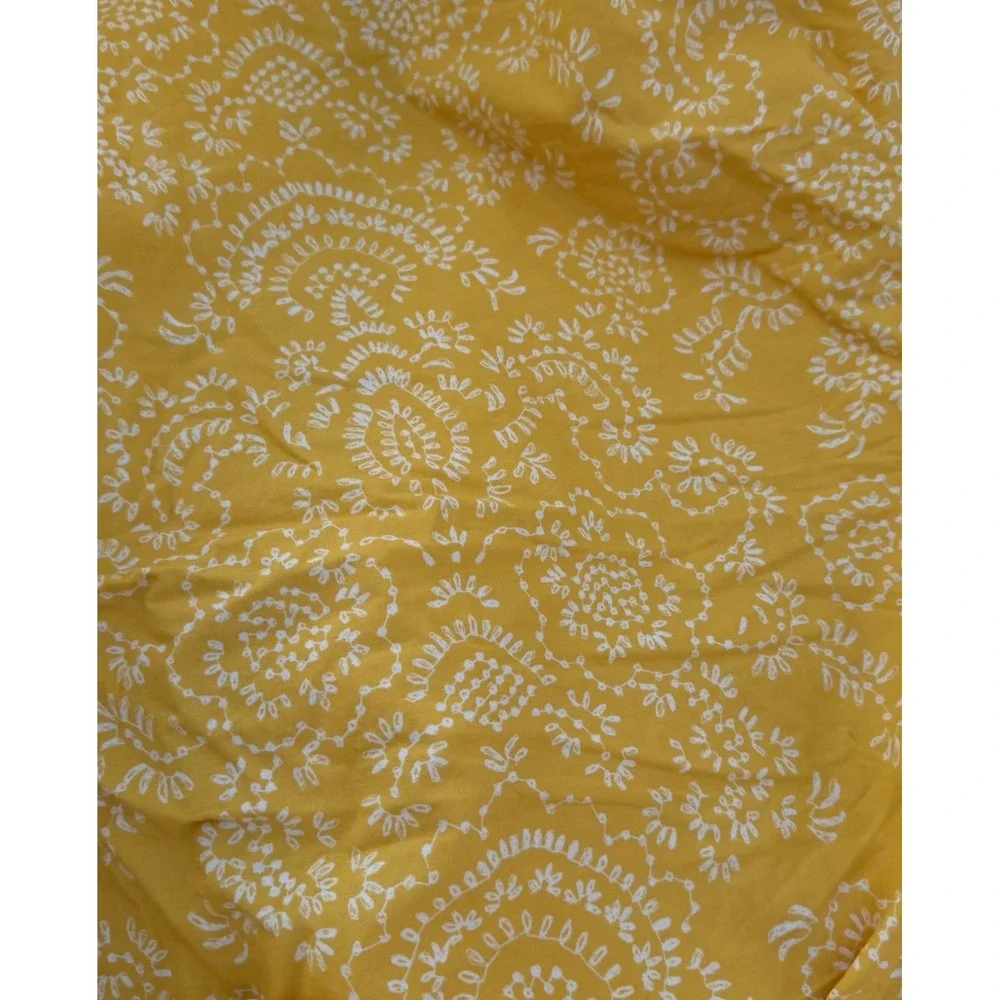 IKEA AKERTISTEL Duvet Cover King SZ Yellow White Reversible Pillowcase 102 X 85